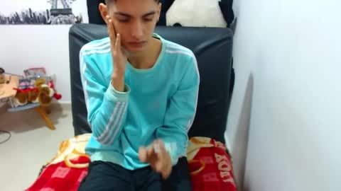 Snapshot of pressure_xxx_420 chatting on 01/17/25, 11:06 PRESSURE online show from 01/17/25, 11:06
