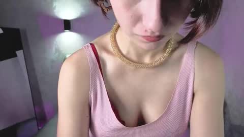 Alisa online show from 10/17/25, 01:09