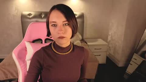 Alisa online show from 10/22/25, 01:28