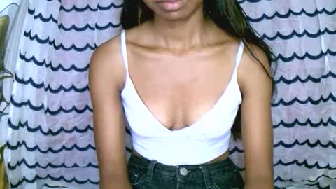 prettiethalia online show from 01/15/26, 08:19