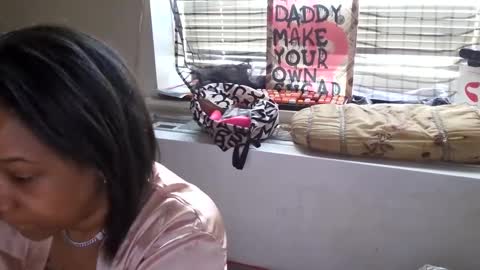 Yasmine pretty online show from 12/19/24, 04:13