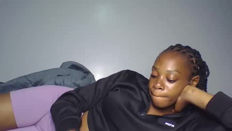 Pretty online show from 04/08/26, 02:50