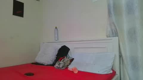 pretty__lisa online show from 02/17/26, 10:56