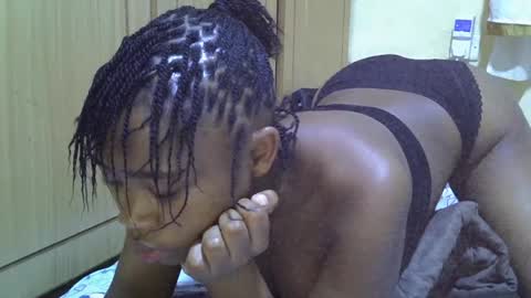 pretty_bianca22 online show from 07/10/26, 05:15