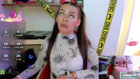 Lisa online show from 10/05/25, 07:34