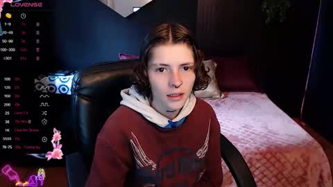 pretty_cristal22 online show from 03/13/26, 12:56