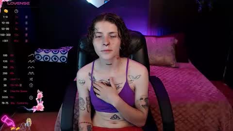 pretty_cristal22 online show from 03/31/26, 11:16