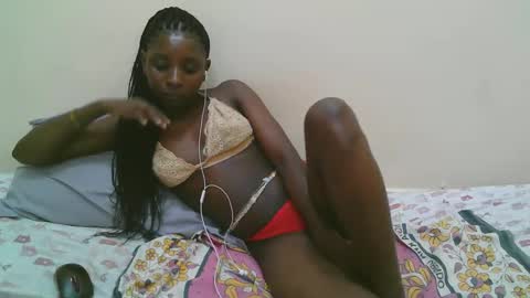 pretty online show from 02/10/26, 03:05