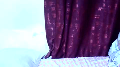 pretty_ebby online show from 04/01/26, 08:15