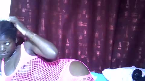 pretty_ebby online show from 06/28/26, 12:11