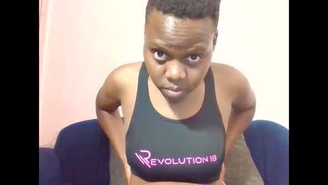 Snapshot of pretty_ebony23 chatting on 05/25/26, 11:38 chocolatebby90 online show from 05/25/26, 11:38