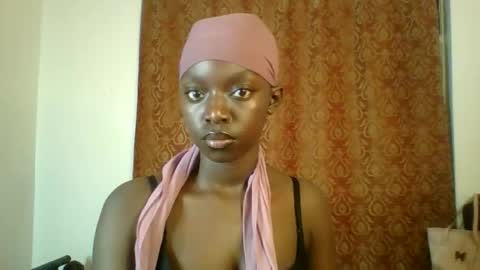 Snapshot of pretty_hearts chatting on 03/01/26, 02:46 Shillah online show from 03/01/26, 02:46