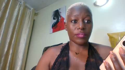 Snapshot of pretty_ivy chatting on 02/18/25, 02:49 SARAH online show from 02/18/25, 02:49