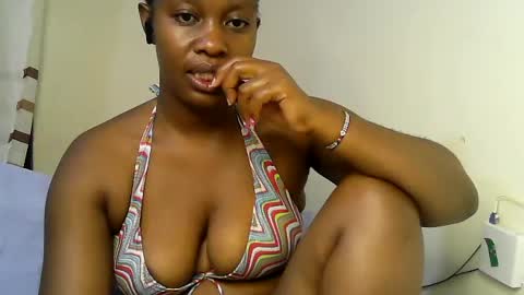 pretty_kylah online show from 07/02/26, 11:44