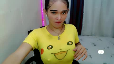 Snapshot of pretty_lady_kitty chatting on 06/22/26, 04:26 pretty_lady_kitty online show from 06/22/26, 04:26
