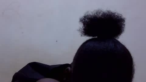 pretty_leila1 online show from 04/09/26, 07:03