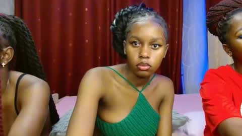 Snapshot of pretty_lioness_ chatting on 02/28/26, 05:36 Pretty online show from 02/28/26, 05:36