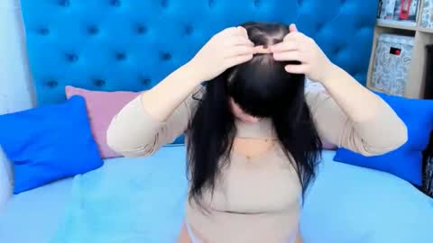 pretty_malika online show from 11/24/25, 04:12