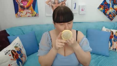 pretty_malika online show from 05/17/26, 05:16