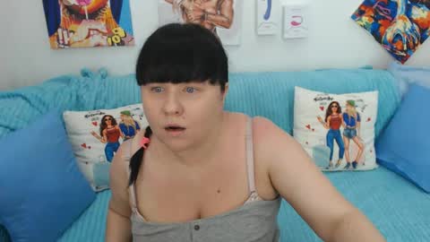 Snapshot of pretty_malika chatting on 07/21/26, 12:18 pretty_malika online show from 07/21/26, 12:18