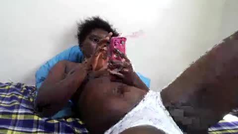 Snapshot of pretty_melan chatting on 06/18/26, 11:14 pretty_melan online show from 06/18/26, 11:14