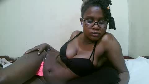 Snapshot of pretty_mellan chatting on 01/30/25, 02:25 pretty_mellan online show from 01/30/25, 02:25