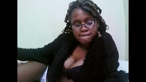 Snapshot of pretty_mellan chatting on 02/07/25, 06:56 pretty_mellan online show from 02/07/25, 06:56