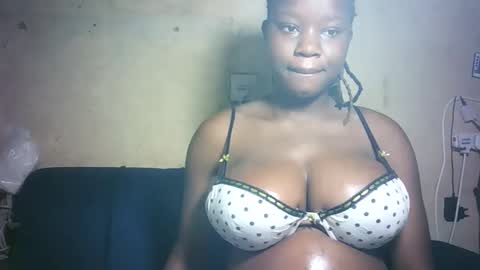 pretty_milan online show from 02/28/26, 09:10