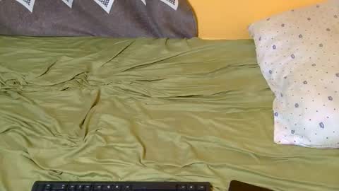 pretty_milla03 online show from 02/23/26, 06:55