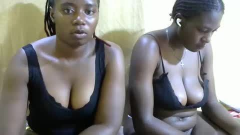 Snapshot of pretty_mishy chatting on 10/22/25, 12:11 pretty_mishy online show from 10/22/25, 12:11