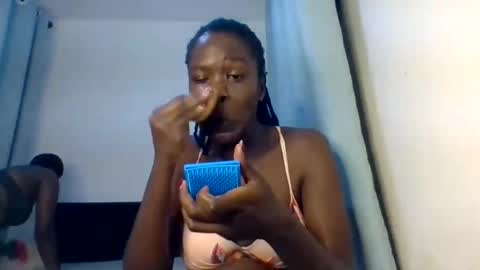 Snapshot of pretty_naya chatting on 10/03/25, 01:35 naya online show from 10/03/25, 01:35