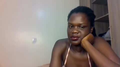 Snapshot of pretty_naya chatting on 10/07/25, 04:09 naya online show from 10/07/25, 04:09