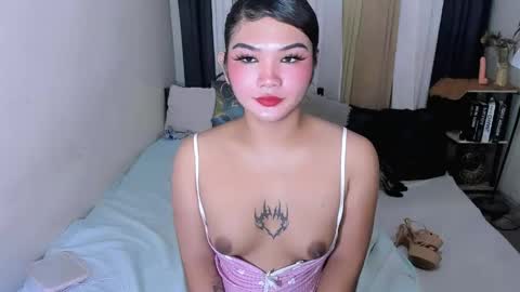 Snapshot of pretty_percy chatting on 04/28/26, 06:07 hi im percy online show from 04/28/26, 06:07