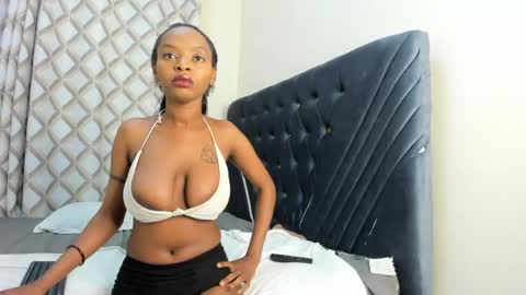 Snapshot of pretty_peshy chatting on 04/30/26, 07:20 pretty_peshy online show from 04/30/26, 07:20