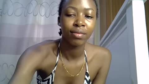 pretty_petite24 online show from 01/08/25, 05:16