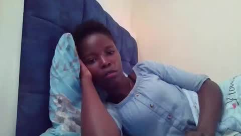 pretty_petite_ebony online show from 11/23/25, 02:17