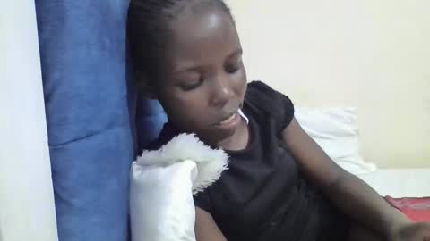 pretty_petite_ebony online show from 03/05/26, 06:59