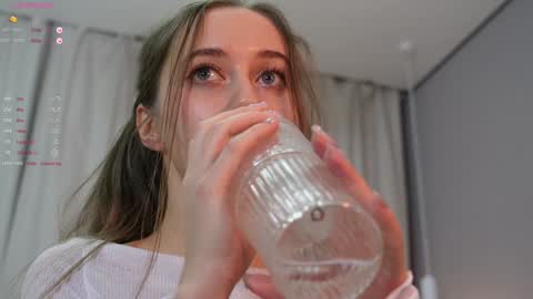 Elina online show from 01/26/25, 02:35