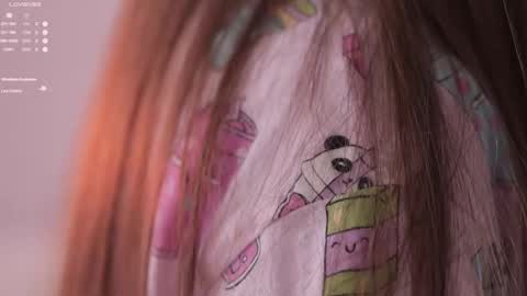 Elina online show from 11/21/25, 09:41