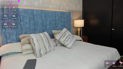 Snapshot of pretty_sunlight_ chatting on 11/11/25, 02:00 Daisy Flower online show from 11/11/25, 02:00