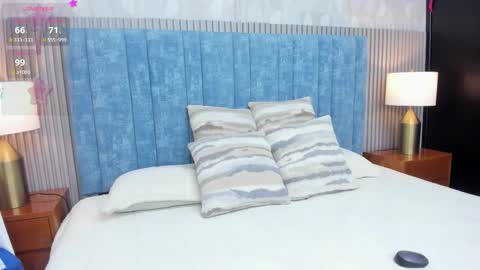 Snapshot of pretty_sunlight_ chatting on 11/30/25, 01:31 Daisy Flower online show from 11/30/25, 01:31