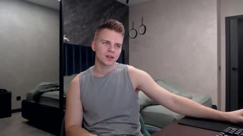 Justin online show from 11/21/25, 06:28