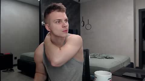 Snapshot of pretty_sweety chatting on 08/02/26, 11:14 Justin online show from 08/02/26, 11:14