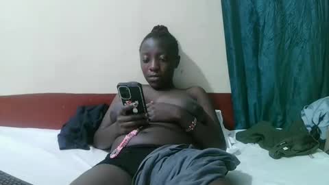 pretty_tiffany1 online show from 11/24/25, 09:09