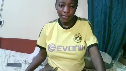 pretty_tiffany1 online show from 04/16/26, 02:12