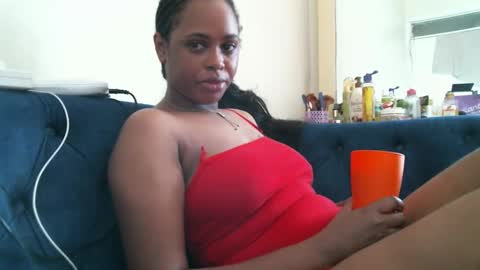 Snapshot of pretty_zii chatting on 01/19/26, 08:18 zii online show from 01/19/26, 08:18