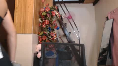 prettyallison_29 online show from 03/28/26, 04:39