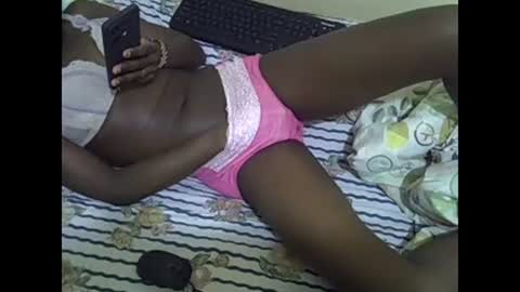 prettyalma online show from 01/15/25, 06:08