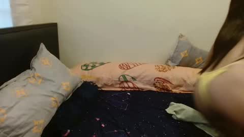 Snapshot of prettyasian098 chatting on 09/09/25, 02:00 PrettyAsian098 online show from 09/09/25, 02:00