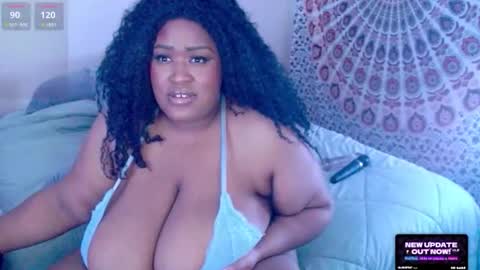 Snapshot of prettybabee120 chatting on 11/13/25, 03:49 Miss Pretty online show from 11/13/25, 03:49